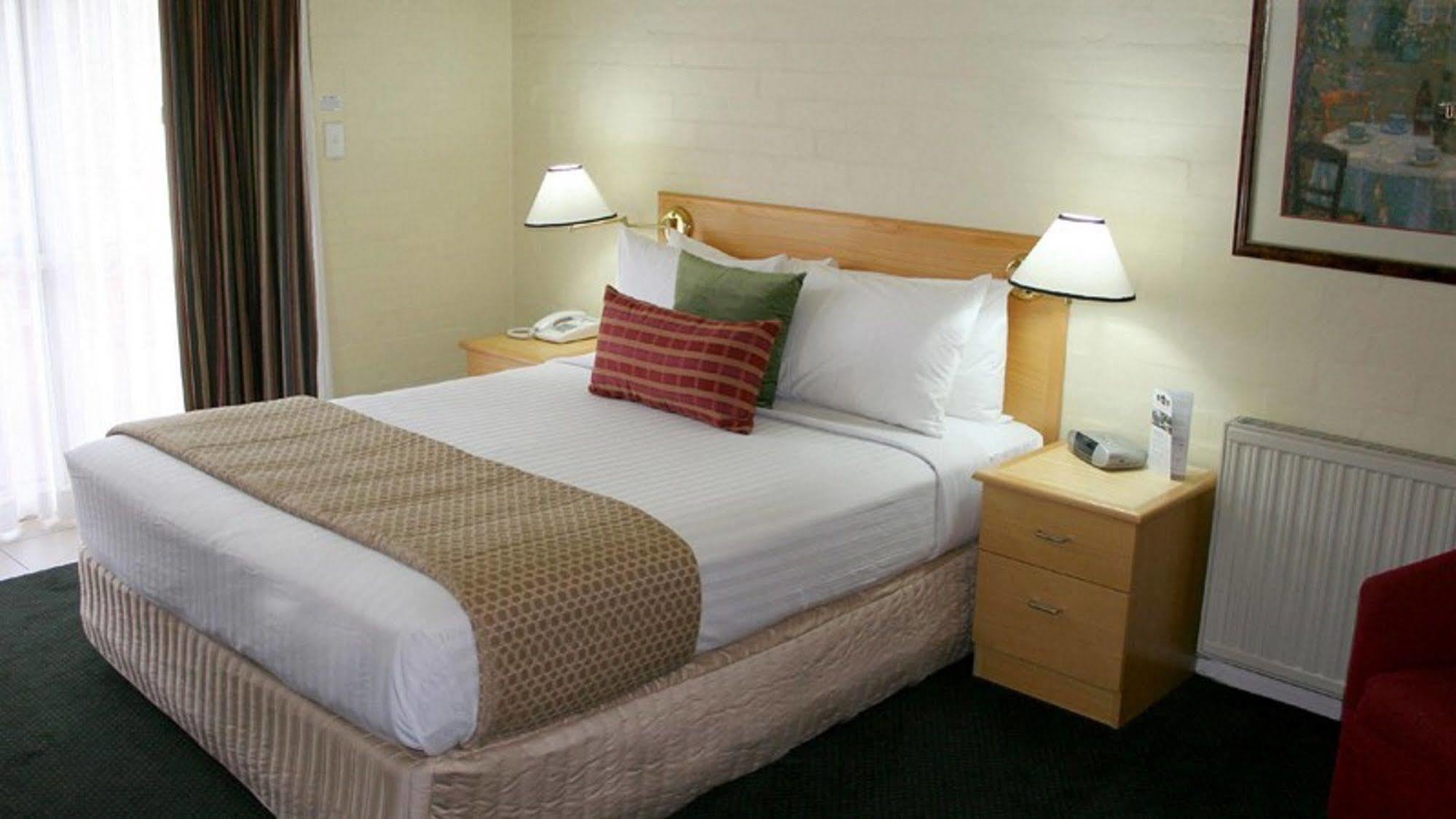 Grand Country Lodge Motel Mittagong Exterior foto